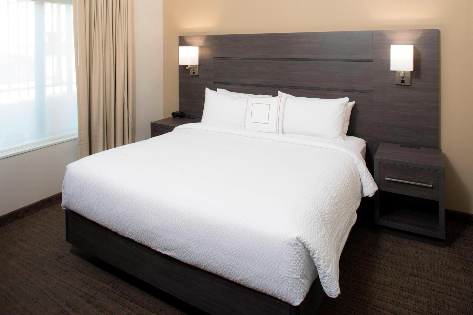 Residence Inn By Marriott Tulsa Downtown Exteriör bild