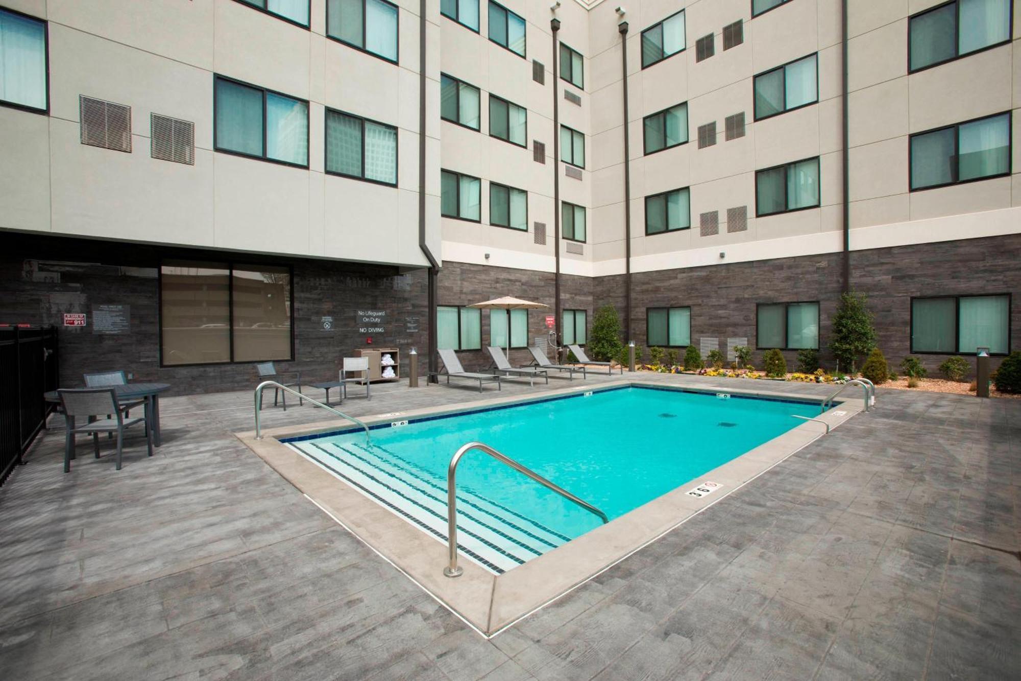 Residence Inn By Marriott Tulsa Downtown Exteriör bild